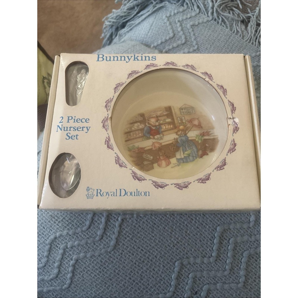 NIB Bunnykins By Royal Doulton Nursery Set Bowl and Feeding Spoon Mr Piggly Stor